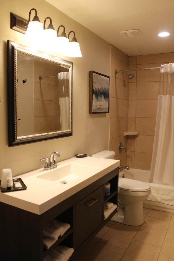 Bell & Main Alamosa Studio Suite-Walking Distance To Downtown Luaran gambar